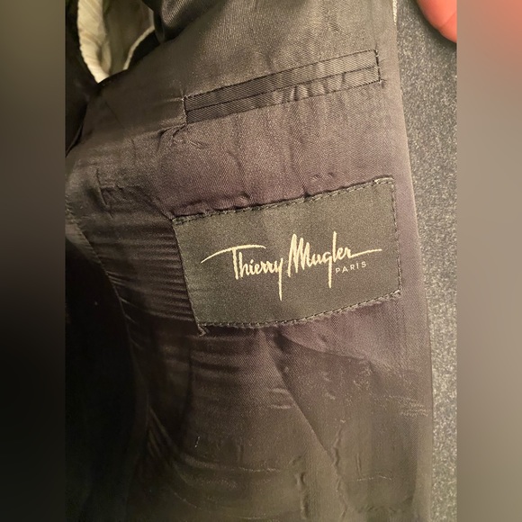 SOLD Thierry Mugler Black Wool Blazer - Picture 2 of 14